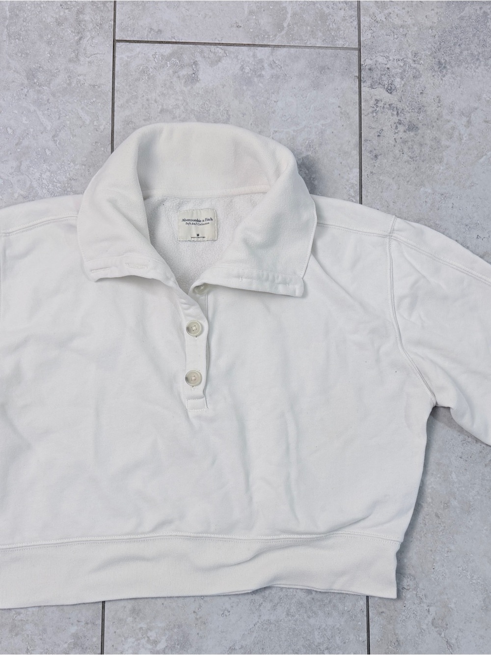 Abercrombie & Fitch Women’s White Collared Sweatshirt Pullover M Cropped Fleece